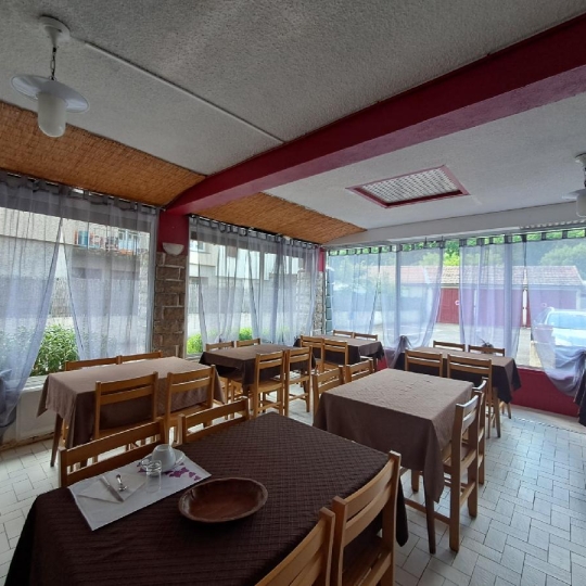  ARDECHE LOZERE IMMOBILIER : Immeuble | LA BASTIDE-PUYLAURENT (48250) | 1 000 m2 | 516 000 € 