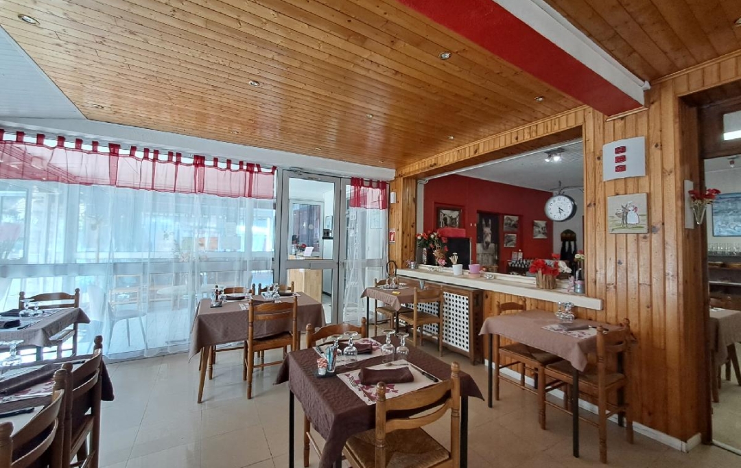 ARDECHE LOZERE IMMOBILIER : Immeuble | LA BASTIDE-PUYLAURENT (48250) | 1 000 m2 | 516 000 € 