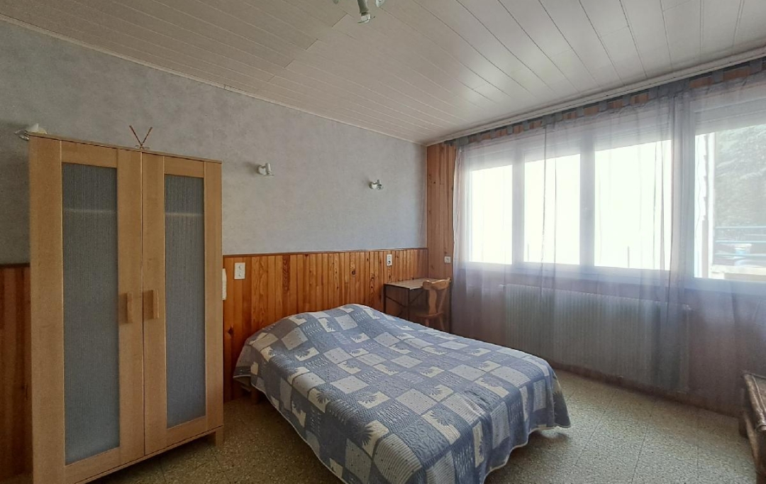 ARDECHE LOZERE IMMOBILIER : Immeuble | LA BASTIDE-PUYLAURENT (48250) | 1 000 m2 | 516 000 € 